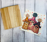 Wood Board Sign with Ghost Napkin – Fall-O-Ween DIY Craft