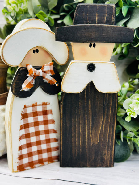 Thanksgiving Pilgrim Shelf Sitters October Monthly Craft Kit – with 1 oz AFK Chalk Paint Wood DIY Decor