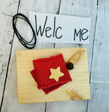 Welcome Star DIY Shelf Sitter